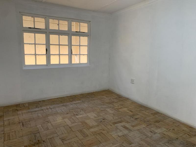 7 Bedroom Property for Sale in Belgravia Western Cape